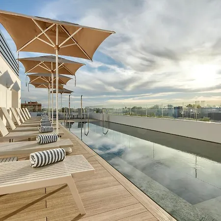 Готель Sercotel Rosaleda 4*